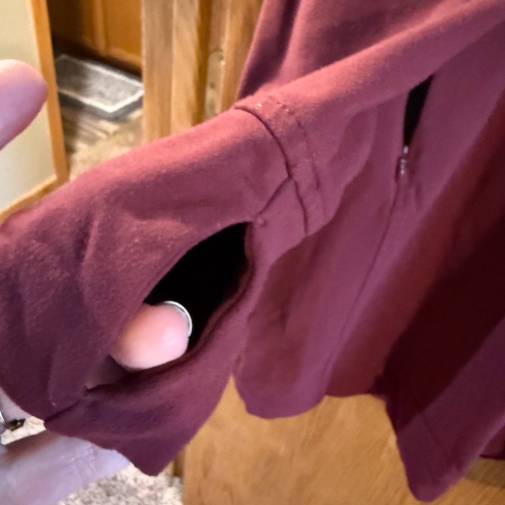 Duluth Trading Co Women's Burgundy Hooded tunic or dress - Picture 3 of 5